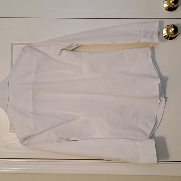Gap basic white button down - Picture 3 of 3